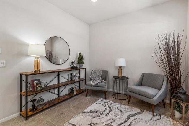 2494 Antlers Way, San Marcos CA: https://media.crmls.org/mediaz/4fb5e0e9-921c-4b8f-a28c-93cb30b3c38f.jpg