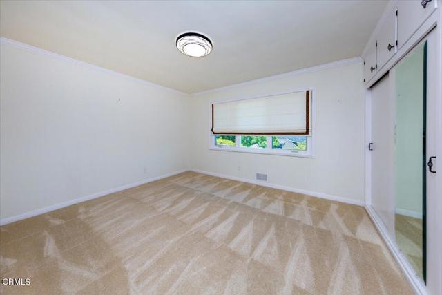 1372 Inverness Drive, Pasadena CA: https://media.crmls.org/mediaz/4fb609ef-1a9b-43b4-948b-cad536474c76.jpg