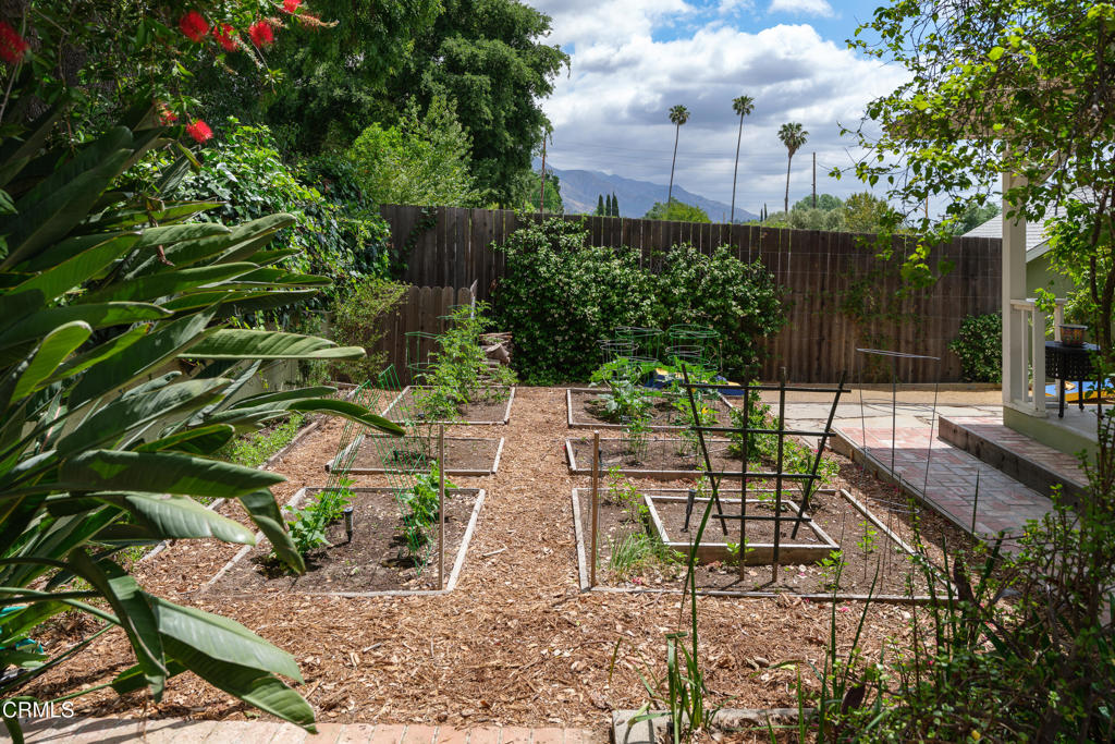 375 Berkshire Avenue La Canada Flintridge img 61
