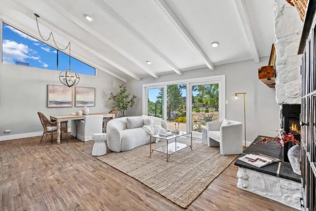 406 Belle Monti Court, Aptos CA: https://media.crmls.org/mediaz/4fb6bf08-9ae6-44ed-88a5-48944083ec86.jpg