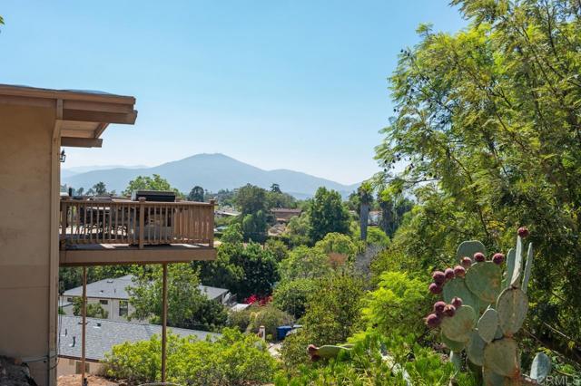 Detail Gallery Image 29 of 72 For 4814 Rushville Ln, La Mesa,  CA 91941 - 5 Beds | 2/1 Baths