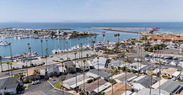 Detail Gallery Image 5 of 48 For 1215 Anchors Way Dr #124,  Ventura,  CA 93001 - 3 Beds | 2 Baths