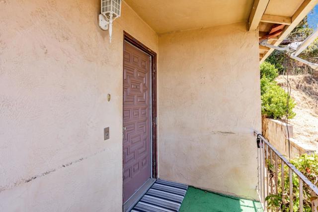 16668 Winding Boulevard, San Leandro CA: https://media.crmls.org/mediaz/4fb88608-45da-45c0-af1e-6a2939d6f979.jpg