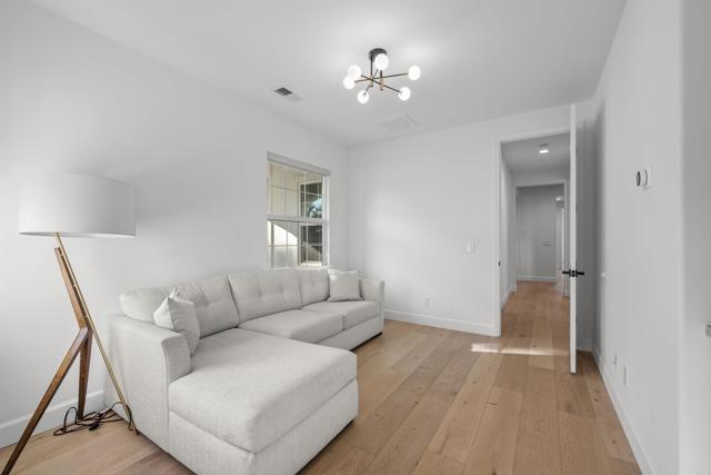 Detail Gallery Image 36 of 72 For 3193 Corte Carlazzo, Chula Vista,  CA 91914 - 4 Beds | 3/1 Baths