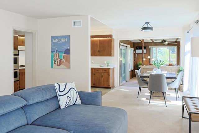 Detail Gallery Image 12 of 68 For 6045 Broadmoor Dr, La Mesa,  CA 91942 - 3 Beds | 1/1 Baths