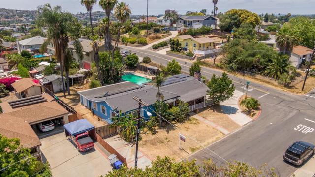 7701 Marie Avenue, La Mesa CA: https://media.crmls.org/mediaz/4fba4175-ebad-42c7-82aa-7e29c8615c41.jpg