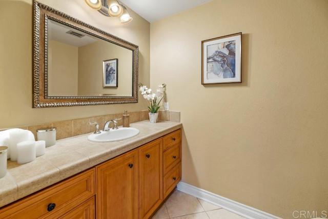 Detail Gallery Image 20 of 50 For 17255 Grandee Pl, San Diego,  CA 92128 - 4 Beds | 2/1 Baths