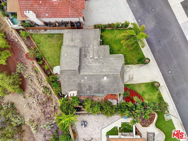 28682 Avenida Del Caballo, Laguna Niguel CA: https://media.crmls.org/mediaz/4fbb1762-84ba-4be6-ab8f-038cf4a69cb3.jpg