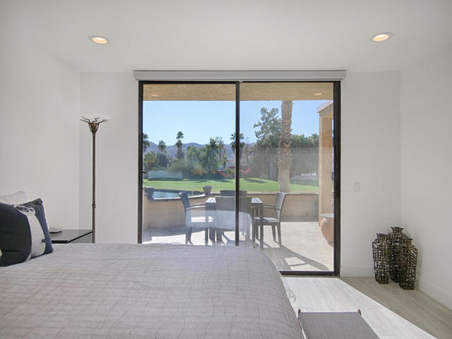 7529 Regency Drive, Palm Springs CA: https://media.crmls.org/mediaz/4fbb24ee-1e88-4da9-85f8-33f31ffbde15.jpg