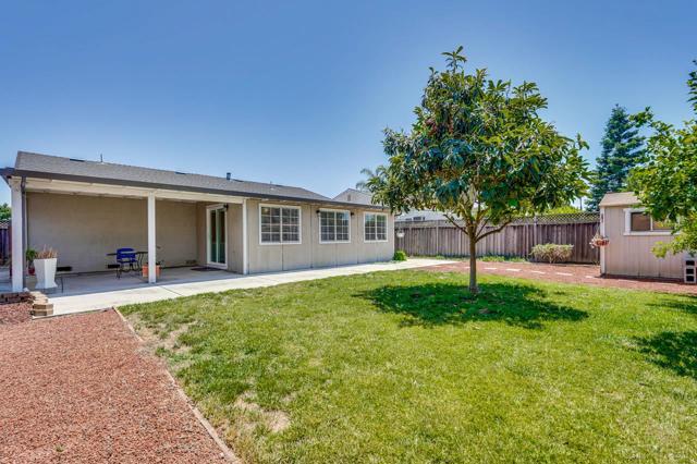 5179 Pebbletree Court, San Jose CA: https://media.crmls.org/mediaz/4fbb67c1-3e32-4145-b57d-48305fb241b4.jpg