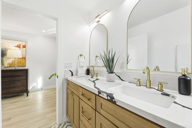 Detail Gallery Image 19 of 43 For 1019 Torole Cir, Vista,  CA 92084 - 3 Beds | 2 Baths