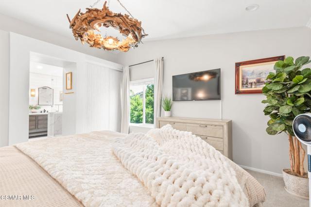2758 Briarpatch Drive, Simi Valley CA: https://media.crmls.org/mediaz/4fbd866a-3571-4825-bae9-acabbebbdce8.jpg