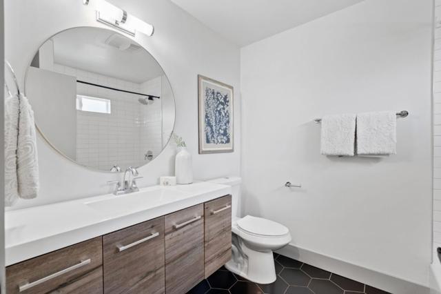 616 Douglas Avenue, Redwood City CA: https://media.crmls.org/mediaz/4fbf22db-43cf-45cd-8896-6f6bcb5f0709.jpg