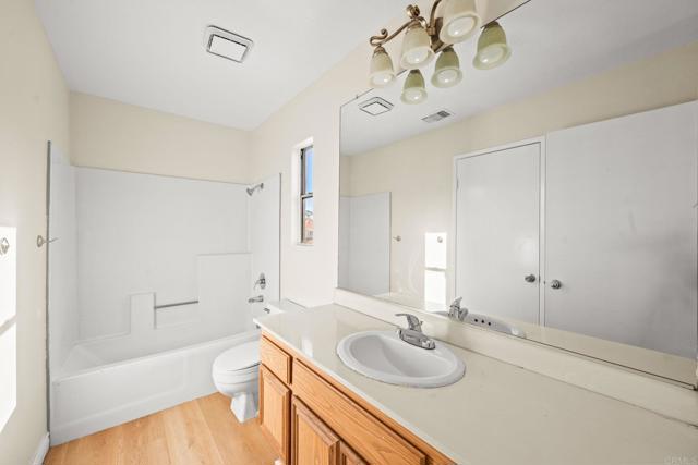 Detail Gallery Image 42 of 73 For 23925 Constantine Dr, Murrieta,  CA 92562 - 4 Beds | 3 Baths