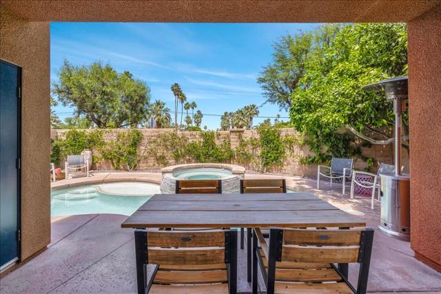 922 Alejo Vista, Palm Springs, CA 92262