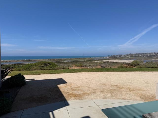 160 Solana Point Circle, Solana Beach CA: https://media.crmls.org/mediaz/4fc25092-6edd-4a84-8c6b-ef7be8fa83ab.jpg