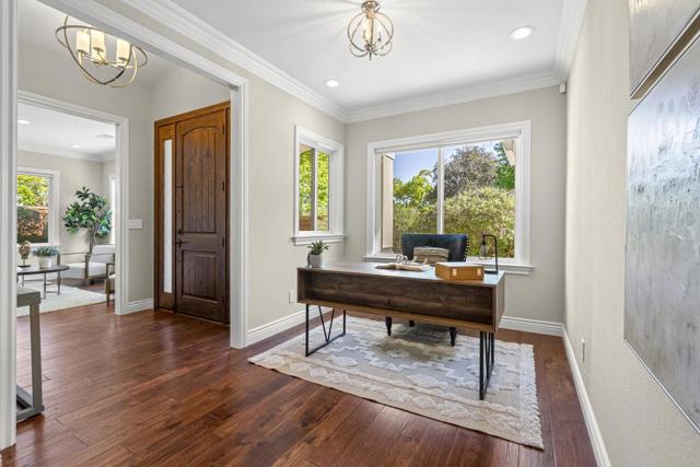 3887 Acapulco Drive, Campbell CA: https://media.crmls.org/mediaz/4fc2fa43-c0bd-4562-b926-4fe15d7bcf01.jpg