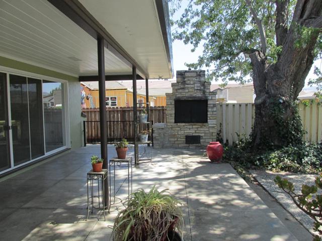 1610 Cienega Road, Hollister CA: https://media.crmls.org/mediaz/4fc47bae-c36a-4ad4-8d62-174bcaf83f1b.jpg