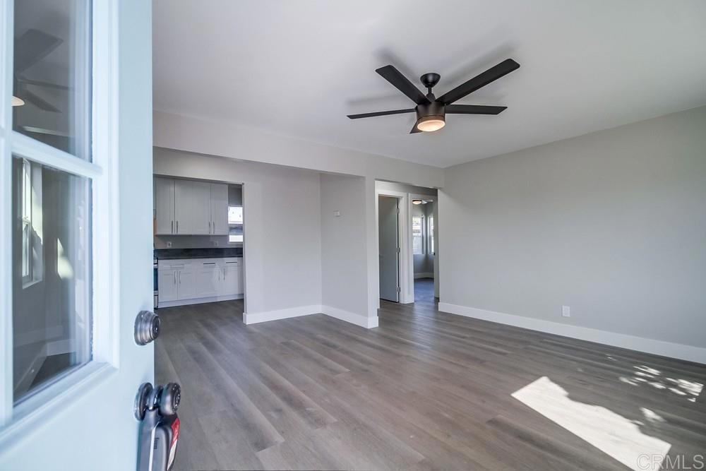 854 45th Street - photo 12