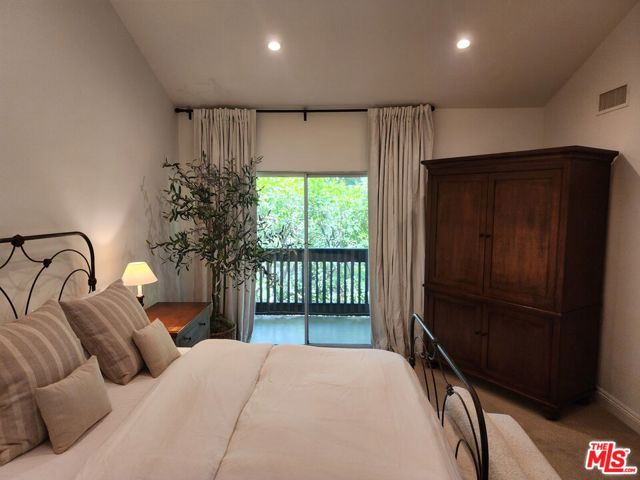 Drew Fenton | 1546 Palisades Drive Pacific Palisades CA | MLS: 7326180