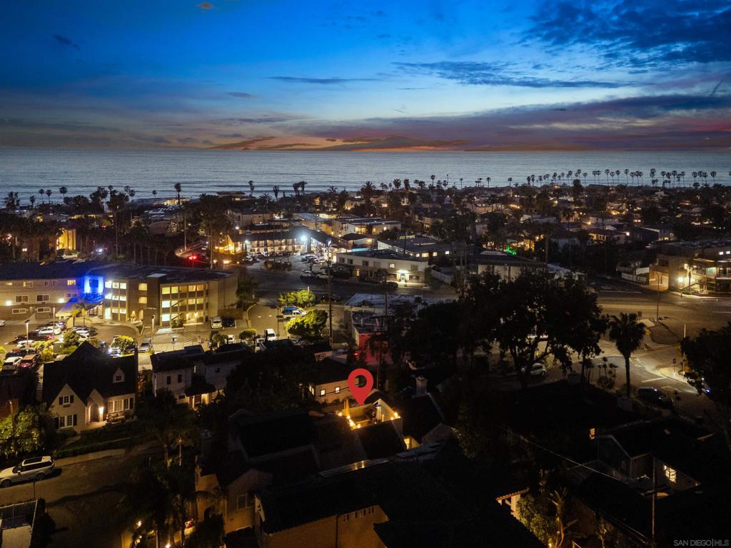 https://media.crmls.org/mediaz/4fc5a254-574d-4d10-8d1c-04c11172457a.jpg?preset=X-Large