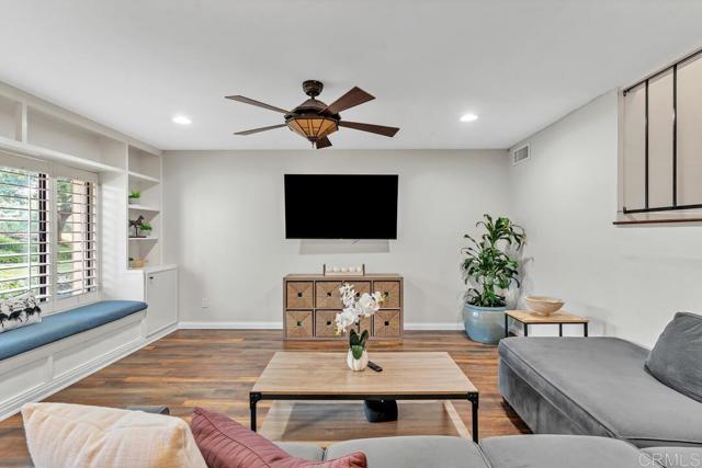 Detail Gallery Image 10 of 55 For 10226 Mirabel Ln, San Diego,  CA 92124 - 3 Beds | 2/1 Baths