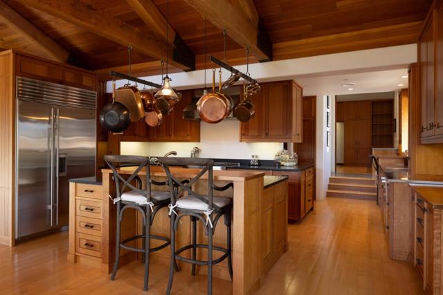 18 Touche, Carmel CA: https://media.crmls.org/mediaz/4fc75825-81db-4b83-a248-41d4980605d5.jpg