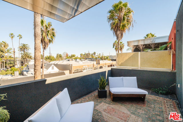Image 33 of 74 For 1320 Abbot Kinney Boulevard