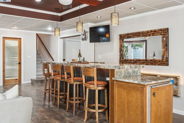 4613 Mirador Dr, Pleasanton CA: https://media.crmls.org/mediaz/4fc969ec-bdc3-46f1-8762-58ddac8ec24a.jpg