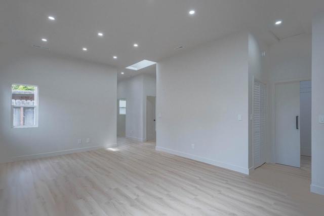 987 Harcourt Avenue, Seaside CA: https://media.crmls.org/mediaz/4fca0292-fdde-4fdb-b7cc-87dc9978a7f4.jpg