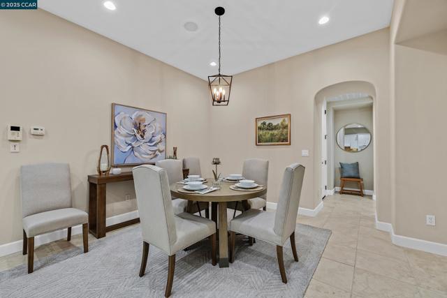 1966 Casablanca St, Danville CA: https://media.crmls.org/mediaz/4fcaae49-1617-47c2-9b95-1315911b19c5.jpg