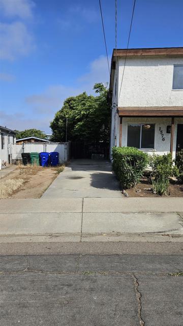 1576 Acheson Street, San Diego CA: https://media.crmls.org/mediaz/4fcb77ad-76fc-438d-92eb-b9377800d2ed.jpg