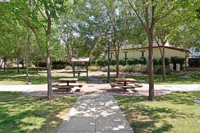 800 S Abel St, Milpitas CA: https://media.crmls.org/mediaz/4fccaf85-7235-4ba9-acc8-5d41b6805756.jpg