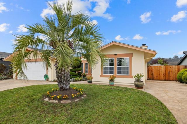 1527 Hawser Lane, Half Moon Bay CA: https://media.crmls.org/mediaz/4fcd63fc-71bf-435f-9de3-67429eec8646.jpg