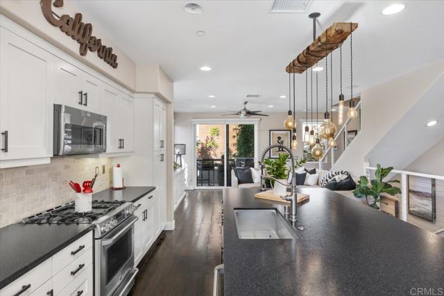 Detail Gallery Image 39 of 63 For 2517 State St, Carlsbad,  CA 92008 - 2 Beds | 2/2 Baths