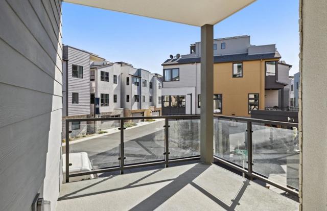 2425 Willow Way, San Mateo CA: https://media.crmls.org/mediaz/4fcee041-e05e-4fae-9081-d8f446b96f42.jpg
