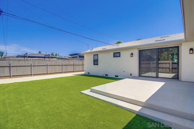 1149 Connecticut, Imperial Beach CA: https://media.crmls.org/mediaz/4fcf80ed-69db-4199-bf24-43c4afbdea06.jpg