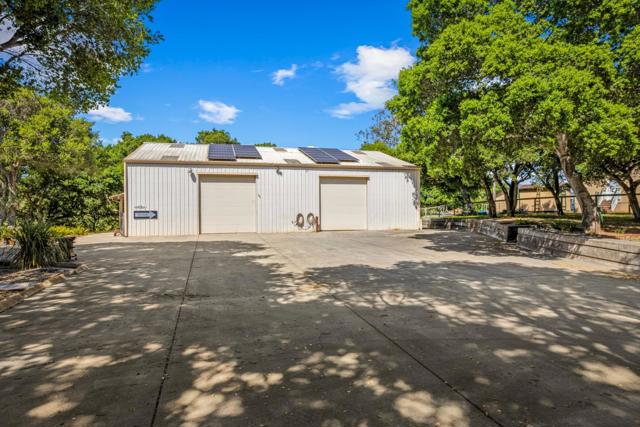 229 Payne Road, San Juan Bautista CA: https://media.crmls.org/mediaz/4fcf9245-e85c-4d3b-b36a-8d88e81504cf.jpg