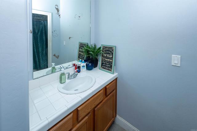 Detail Gallery Image 21 of 33 For 536 Butte Ct, Shafter,  CA 93263 - 3 Beds | 2/1 Baths