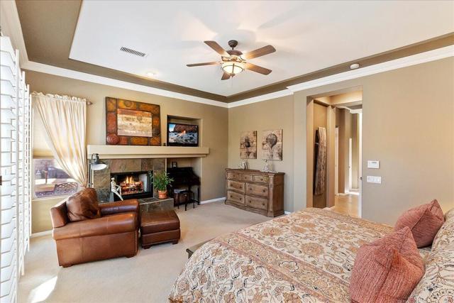 85 Clavel Court, Palm Desert CA: https://media.crmls.org/mediaz/4fd0735e-6f12-44d6-998c-0895326f48e6.jpg