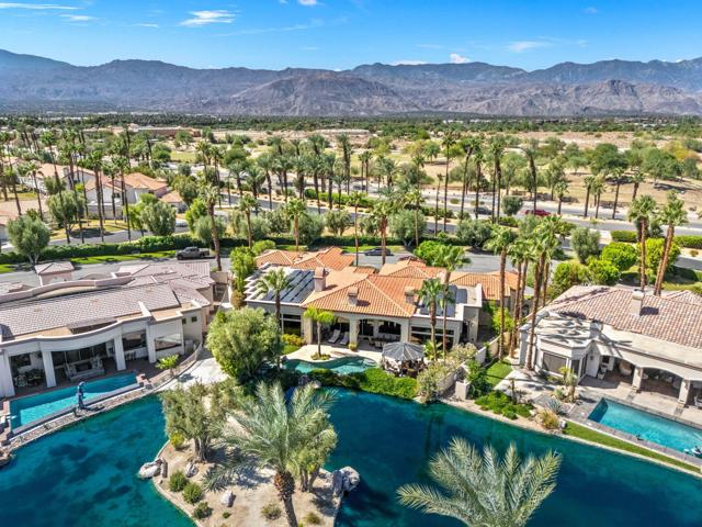 334 Crest Lake Drive, Palm Desert, CA 92211