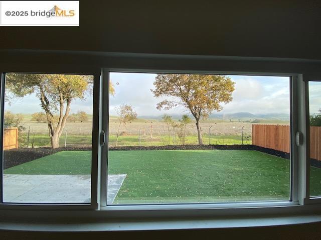 1832 Elkwood dr, Concord CA: https://media.crmls.org/mediaz/4fd09034-7cc5-4e12-bf12-21a333161a24.jpg