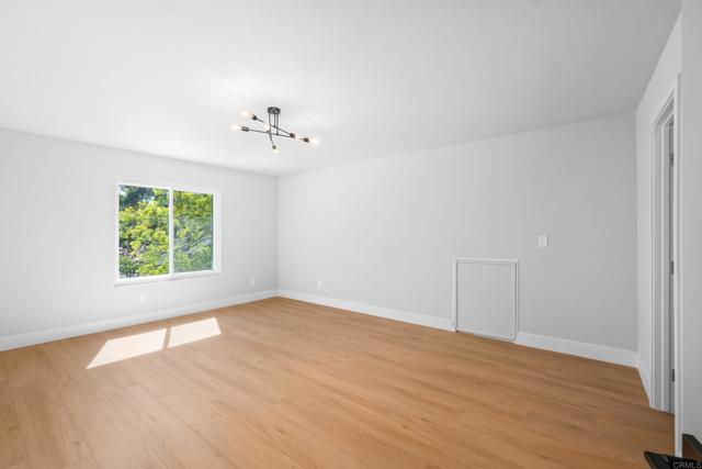 Image 44 of 57 For 10594 Rookwood Drive