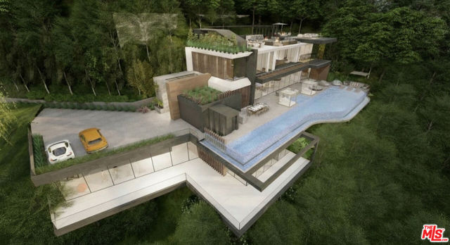 2004 Sunset Plaza Drive, Los Angeles CA: https://media.crmls.org/mediaz/4fd1f6de-55d7-40a6-9b1e-e2a320c7cfac.jpg