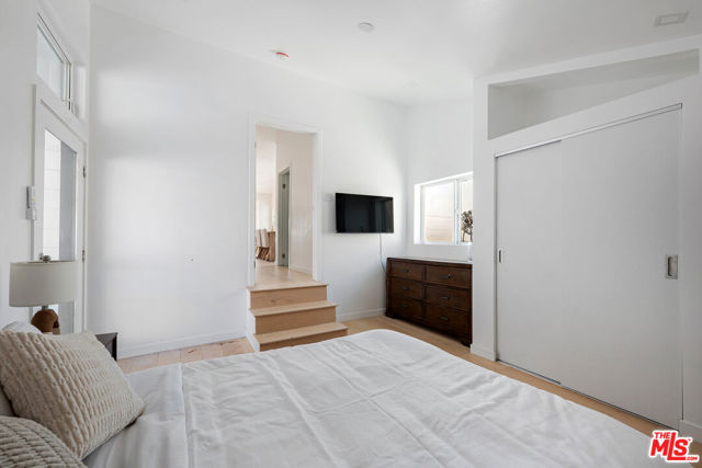 Drew Fenton | 117 W Channel Road Santa Monica CA | MLS: 7022860