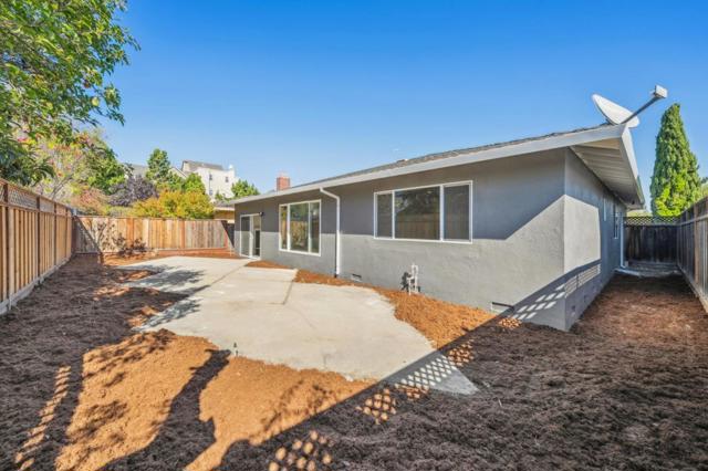 700 Gull Avenue, Foster City CA: https://media.crmls.org/mediaz/4fd331be-7001-4073-b853-bfad57e672e6.jpg