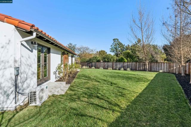 Image 42 of 54 For 850 Las Trampas Rd