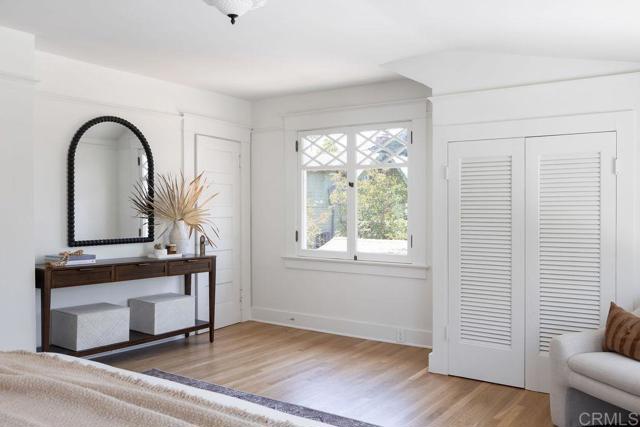 4171 Ibis St, Mission Hills (San Diego) CA: https://media.crmls.org/mediaz/4fd47013-f4b7-4d4b-8bbe-fb91368a0572.jpg