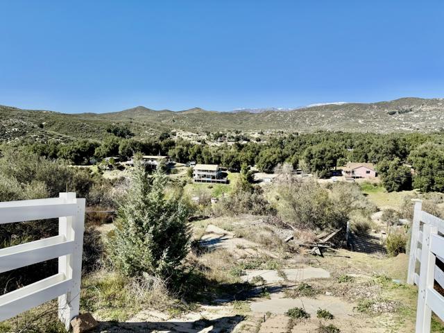 45860 Coyote Street, Banning CA: https://media.crmls.org/mediaz/4fd5c6fd-f747-47f1-ab4a-05959c308b22.jpg