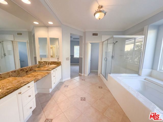 Image 22 of 29 For 17 Kennedy Court